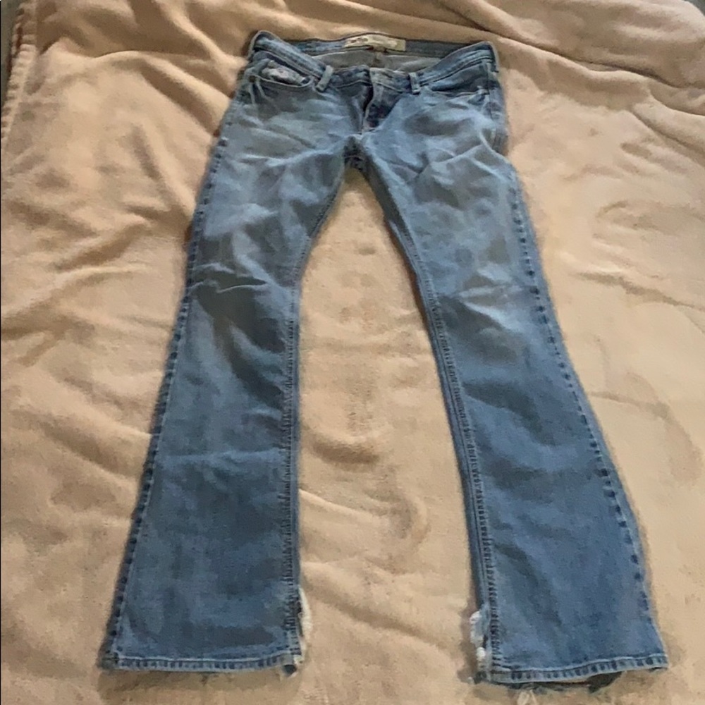 Hollister 1 s jeans